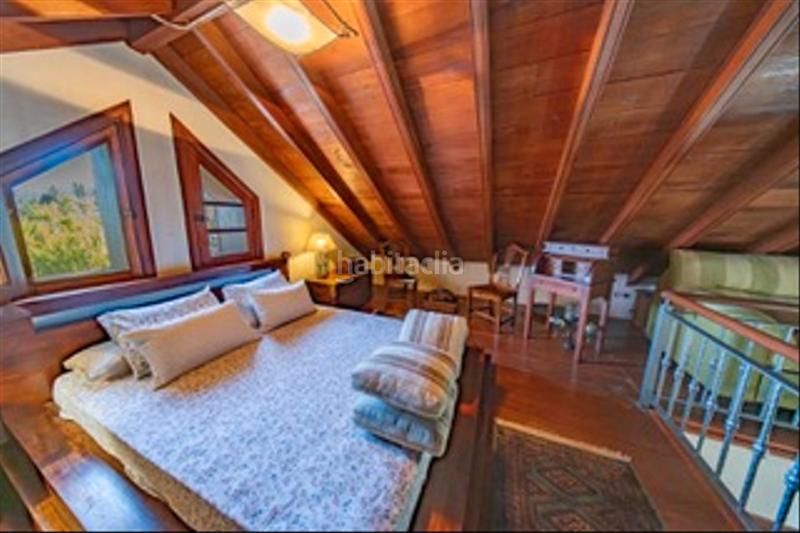 Foto 04b7b5ae-166a-4d48-92c2-289a9f6f4e3d. Masia amb xemeneia a Los Realejos pueblo Realejos (Los)