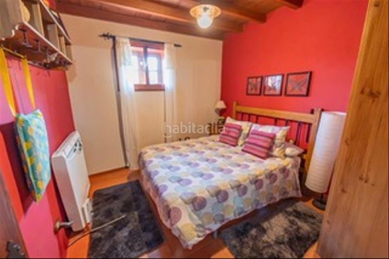 Foto 70808dd3-a068-42de-b061-f714efed68c3. Masia amb xemeneia a Los Realejos pueblo Realejos (Los)