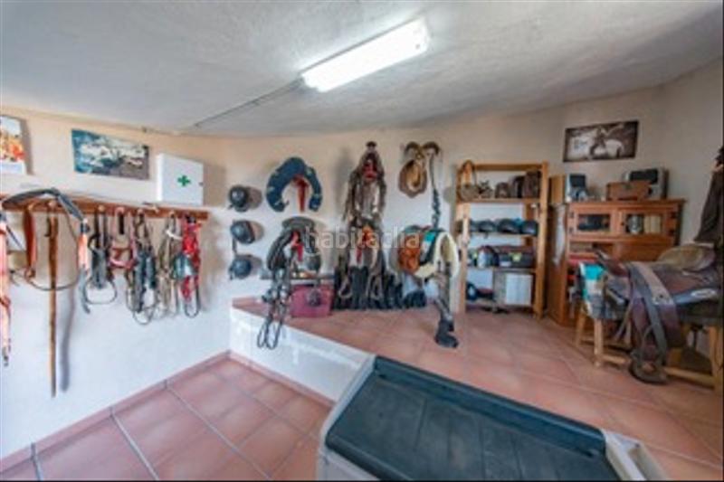 Foto d2a8fab9-a8ba-472c-bc52-a03b2fc97ac4. Masia amb xemeneia a Los Realejos pueblo Realejos (Los)