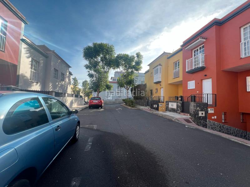 Foto 46ef4b78-37a5-49f9-af52-23da3f41b1f3. Casa adosada oportunidad sólo para inversores. en Orotava (La)