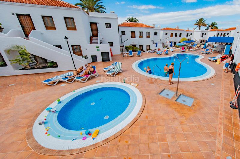 Foto 2b71eae4-7877-41e3-a313-19d6fc5c86ff. Estudi amb piscina a Los Cristianos Arona