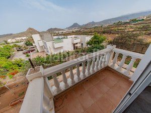Foto 5a8bb4c5-7172-4dec-8b89-161114332470. Chalet en Buzanada Arona