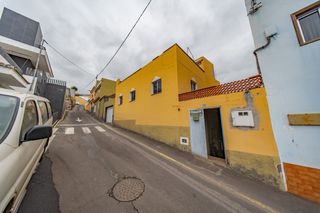 Reihenhaus  Calle la vera. Casa / chalet adosado en venta en vera , la victoria de acentejo