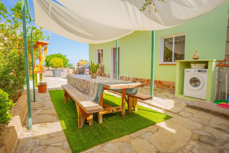 Foto 68ca8be6-cf66-4849-95d8-f41b65fc0e94. Rent country house with parking in Centro Güímar