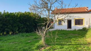 Casa a Llaranes. Casa para reparar en aviés.