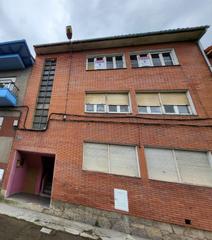 Casa a Corvera de Asturias. Edificio en venta en cancienes