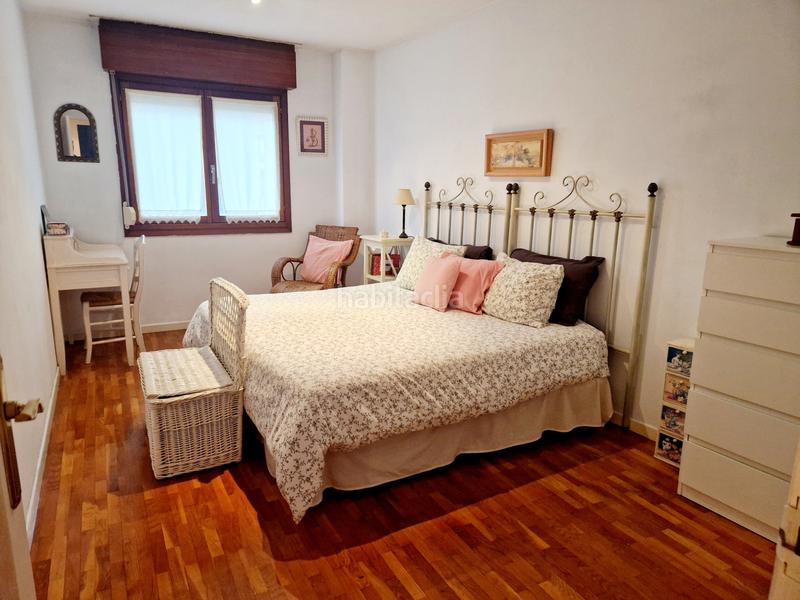 Foto 4d35a267-3ec0-4671-bc89-2c34528cc47a. Pis amb calefacció aparcament a Centro Avilés