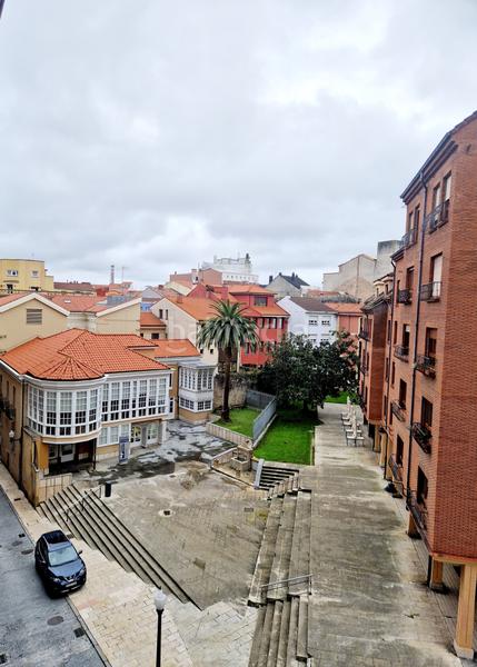 Foto 6c18a64c-6437-46e0-8b55-53cc5a8cb6f7. Pis amb calefacció aparcament a Centro Avilés