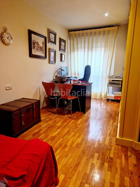 Foto 8614a8de-e9a0-421c-8bf4-b0ac7d4a5099. Pis amb calefacció aparcament a Centro Avilés