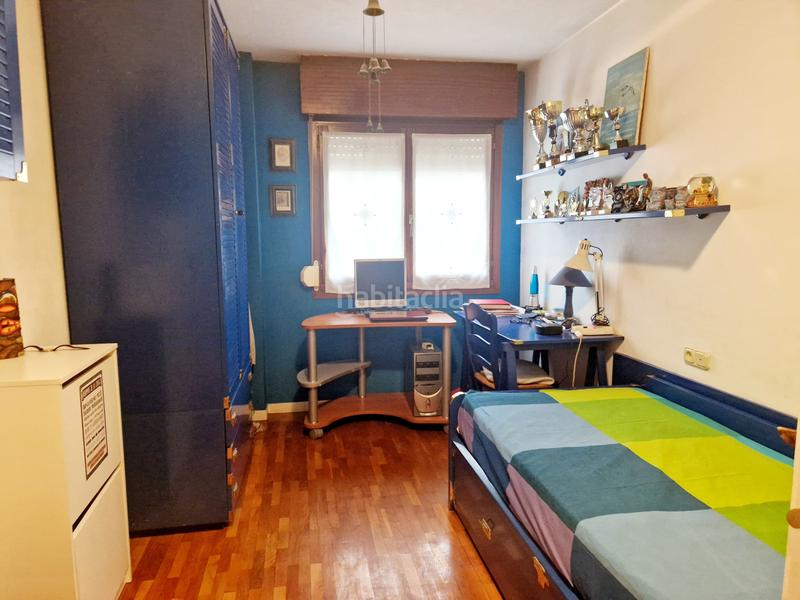 Foto 8abdcb7c-a2e7-4d3d-b7c9-d81ab6376b65. Pis amb calefacció aparcament a Centro Avilés