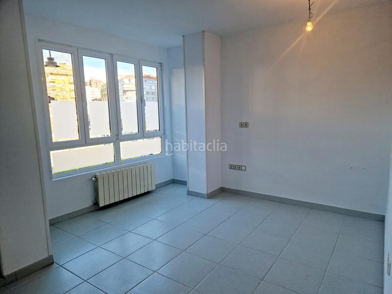 Foto 1b493a3a-f38e-41b3-9957-a6349b1ec7c7. Miete büro in Centro Avilés