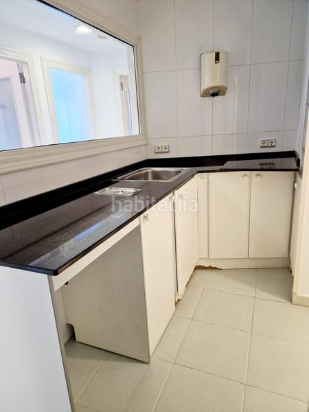 Foto 6249f471-d6a3-485c-bef3-4513082d769c. Miete büro in Centro Avilés