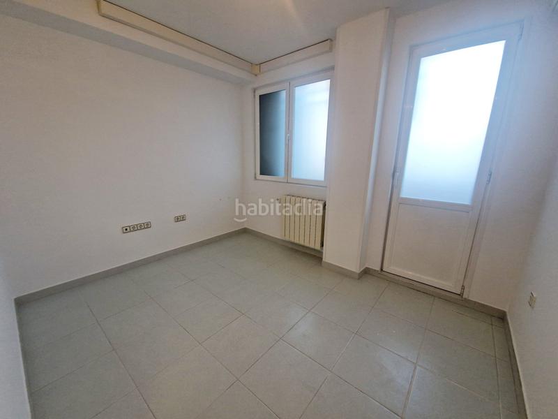 Foto f993896a-38e9-41e5-83d4-f62d98974d1f. Miete büro in Centro Avilés