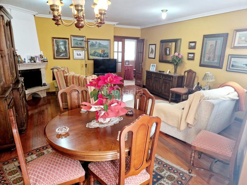 Foto 86ecbf04-197b-4004-9583-0c5f874799be. Flat with parking in Centro Avilés