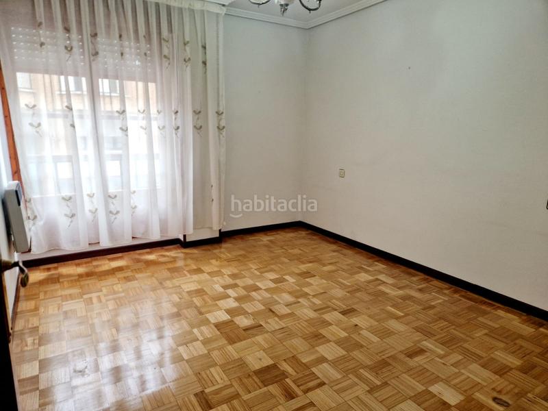 Foto f6ba9663-bce8-4403-9459-b51289df2e5f. Etagenwohnung mit heizung in Luanco-Aramar-Antromero Gozón