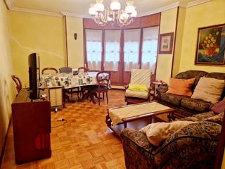Pis  Luanco - marcos del torniello. Piso en venta en el centro de luanco. a cinco minutos caminando