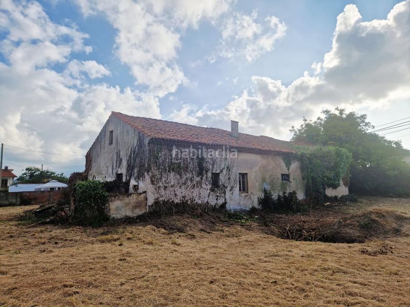 Foto 8c03f9e2-f3e2-42b9-aa16-1363bf9c6f0a. Casa  con finca en gozon, zona santiago de ambiedes en Gozón