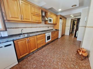 Appartement  Avilés - jose antonio rodriguez. Zona meanas 135 m2. exterior. plaza de garaje. excelente situaci