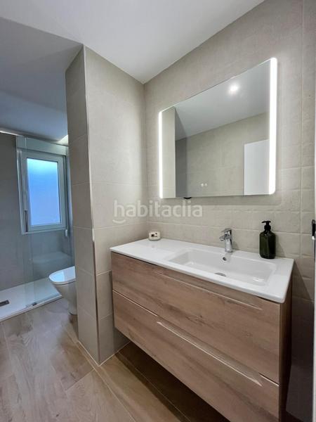 Foto f01dd960-5e7e-4012-bab0-983b1023aaa9. Etagenwohnung mit heizung in Centro Avilés