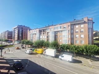 Pis a Centro. Piso para reparar zona estacion de autobuses. ascensor