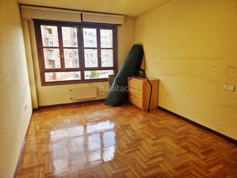 Foto b226beeb-a6cc-4cc6-b877-832a06d7d6d2. Pis amb calefacció a Centro Avilés