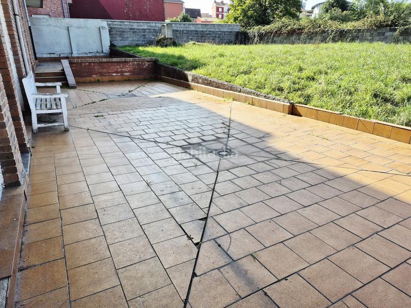 Foto 9d243633-56d7-4f97-a35f-e220fcd47ed3. Piso  todo exterior, soleado y con una excelente situación . sin ascensor. plaza de garaje y trastero en Avilés