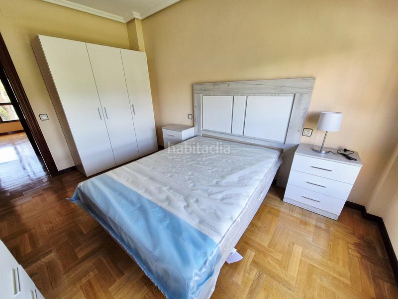 Foto f2144ce8-b087-4919-b32d-127e9837234f. Piso  todo exterior, soleado y con una excelente situación . sin ascensor. plaza de garaje y trastero en Avilés