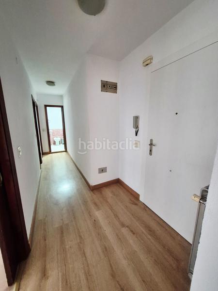 Foto 74befc61-23a1-41aa-b2e7-efeb9c7b874a. Piso zona meanas. dos dormitorios, todo exterior en Avilés