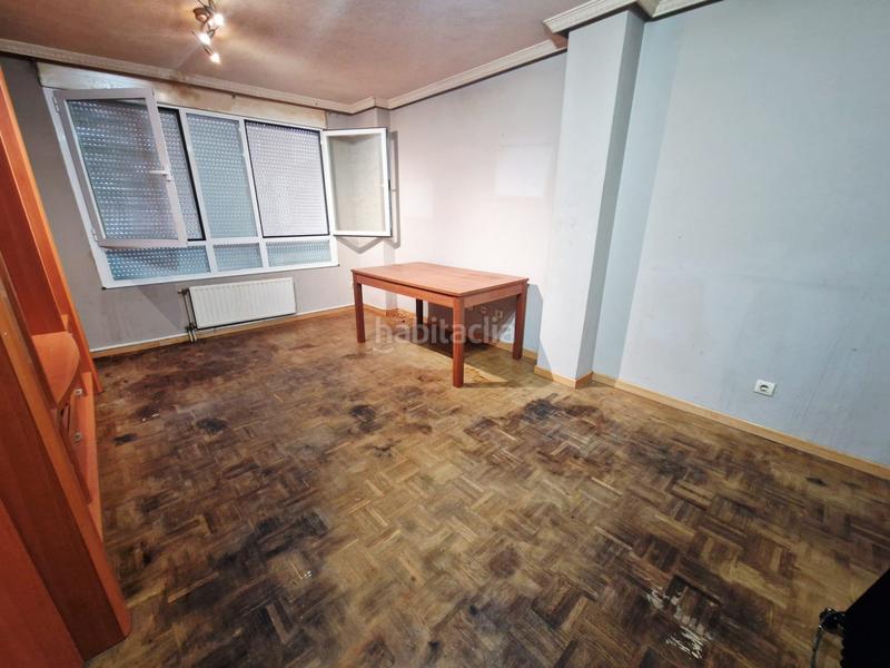 Foto 726e7566-377b-4f60-8fec-2a91d398eacc. Pis amb calefacció aparcament a Villalegre - La Luz Avilés