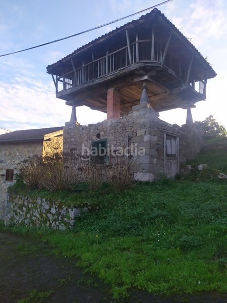 Foto 2242c34e-20f0-47e8-8a0e-577ed9adfcd2. Casa amb calefacció aparcament a Pravia