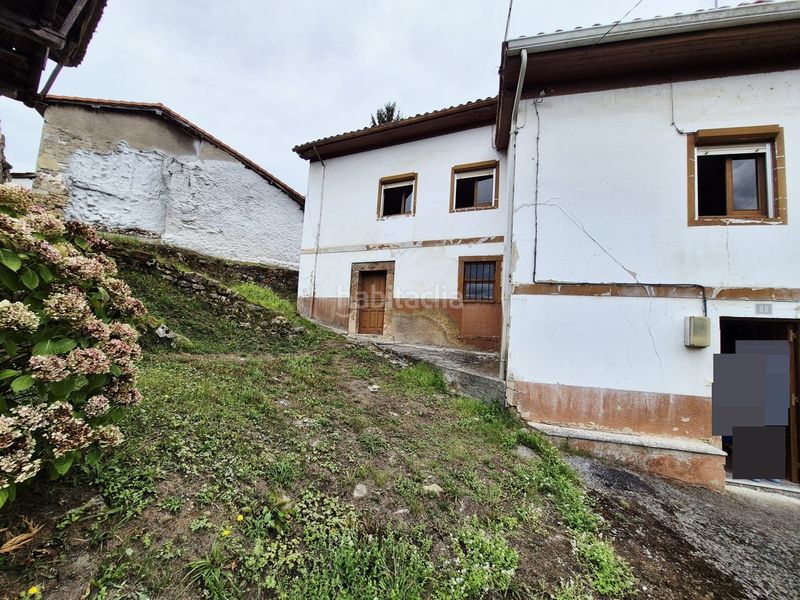 Foto a4938577-d6ea-46b7-a079-da85c5996c84. Casa amb calefacció aparcament a Pravia