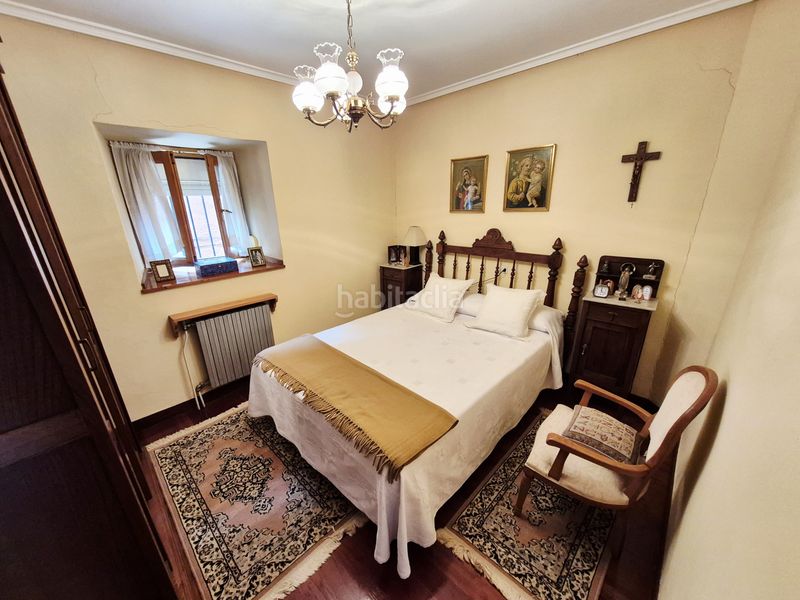 Foto acc14c72-8941-4adf-974a-adf945a5d4b1. Casa amb calefacció aparcament a Pravia