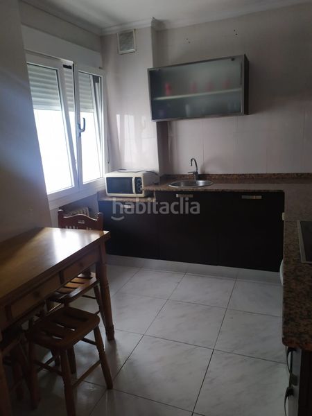 Foto 3b06a5f4-599b-4640-8df0-5c76a8ef2754. Flat with heating in Centro Avilés