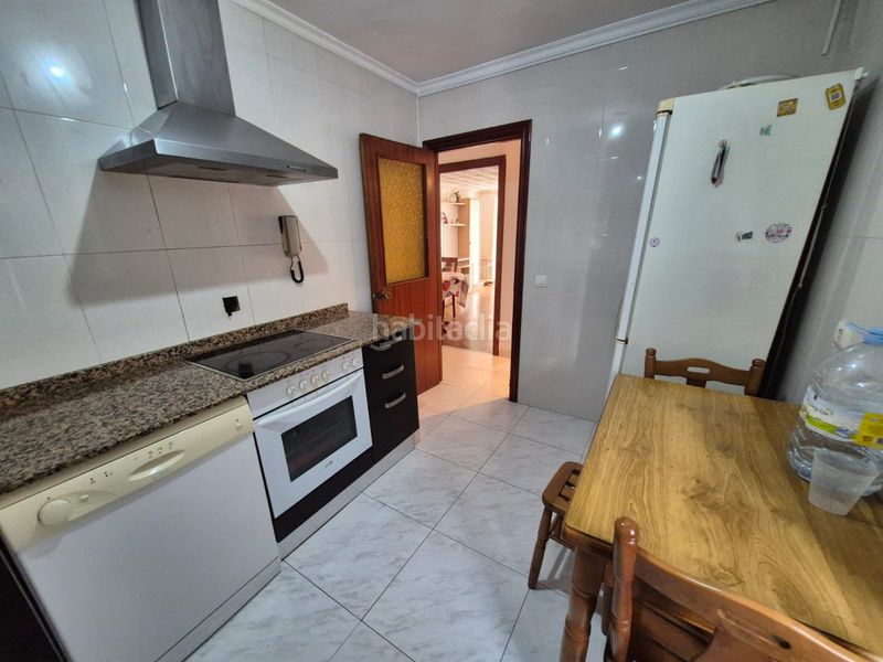Foto 467bc372-f84d-424e-988f-6a02a4edbba1. Flat with heating in Centro Avilés