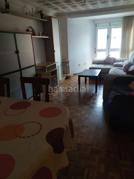 Foto 748f4dea-f98f-4293-a073-725a61bfb833. Flat with heating in Centro Avilés