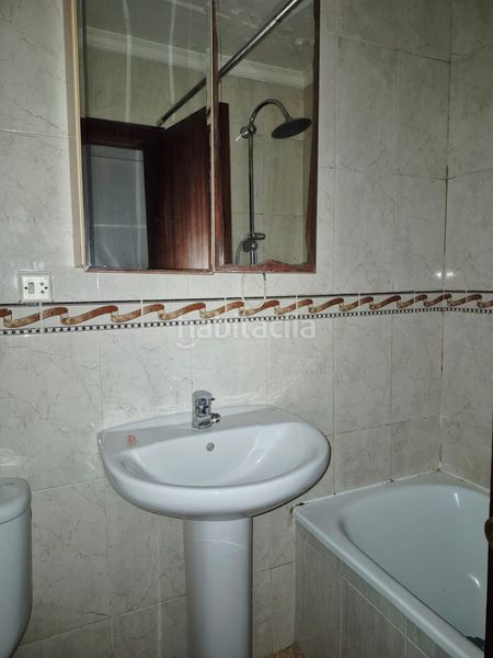 Foto a0922380-2036-4e60-b6da-9ae6fc1ee0a1. Flat with heating in Centro Avilés