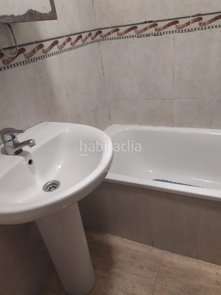 Foto c282ae85-1bfc-4e8d-8edf-e3f879147651. Flat with heating in Centro Avilés