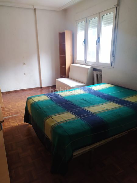 Foto c4eb37ea-0724-4149-8ec3-7e0bbf920c5f. Flat with heating in Centro Avilés