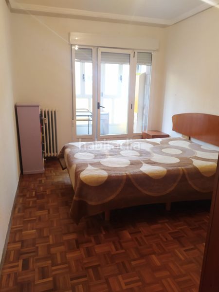 Foto da1f89ee-466c-43c9-84ec-8f254b9bfc28. Flat with heating in Centro Avilés