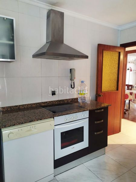 Foto df87a925-a965-4ea1-adb9-270988e9e4f4. Flat with heating in Centro Avilés