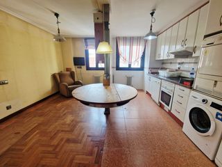 Flat  Avenida de alemania. Avda. de alemania. 3 dormitorios antes eran 4, salón, cocinacome