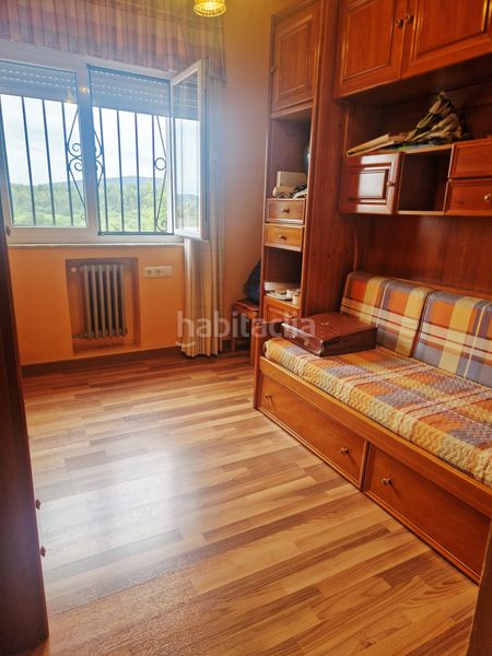 Foto a7396599-232d-4d23-bf32-dd34e5a3501c. Casa amb calefacció aparcament a Pillarno Castrillón