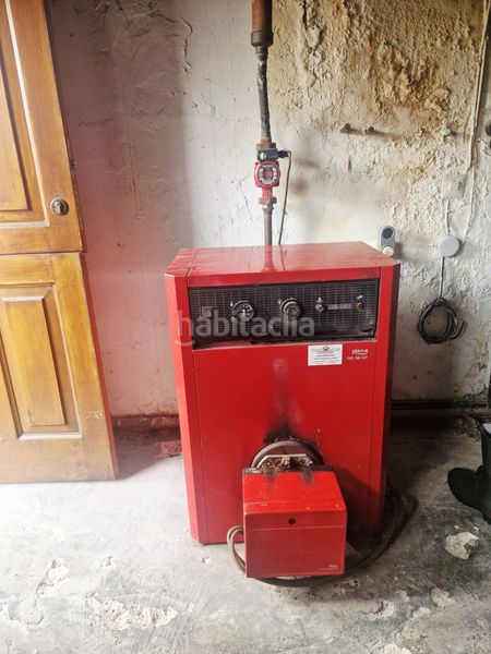 Foto edff4b1c-e28b-4e97-8326-8c1afa5473f7. Casa amb calefacció aparcament a Pillarno Castrillón