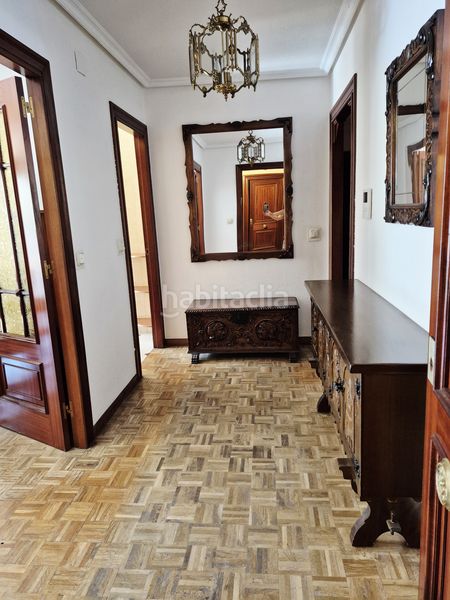 Foto a8b491b0-c647-4060-8690-8247b8e5489a. Flat with heating parking in Centro Avilés