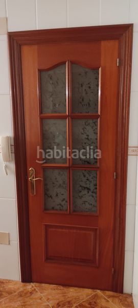 Foto c0f917eb-d485-46ed-9438-ce03c6397e16. Flat with heating in Centro Avilés