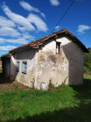 Casa a Pillarno. Casa de 40 m2 aproximadamente, 2 dormitorios, salóncocina y baño