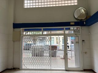 Lloguer Local Comercial  Carrer de roger de flor. Local comercial de 247 m² en lloguer al carrer roger de flor – b