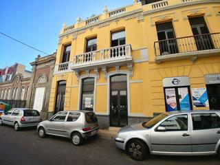 Local Comercial en Calle La Rosa