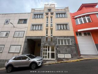 Edifici a Calle manzano el 29. Interesante edificio para inversión en arucas