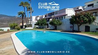 Lloguer Casa adossada a Calle gravina 5. Chalet adosado en radazul alto de 4 habitaciones semiamueblado c